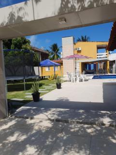Linda Casa de Praia com piscina, área verde - MOBILIADA à 150 m do mar em Tamandaré-PE - Tamandaré - 9