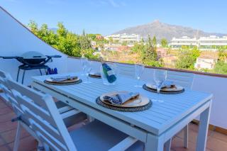 Cozy villa in Marbella with private pool and close to Puerto Banus - Marbella - 3