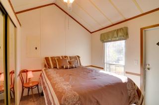 Cozy Tennessee Escape with Porch, Grill and Fire Pit! - 2