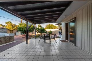 New Stylish Midtown With One Bedroom (Unit D) - Phoenix - 8