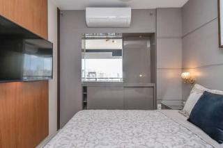 Flat sensacional 4 pessoas em condomínio moderno 2 suites climatizados - São Paulo - 1