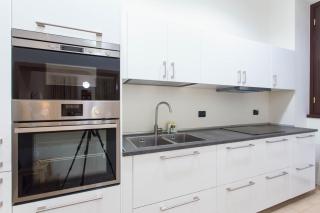 Keys of Italy / Valpetrosa 10 - Touch of Elegance - Milan - 2