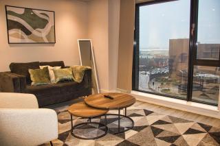 AP - Luxury 2Bed Apt On BroadSt - 6