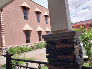 Sanctuary -Couple Court - Kampala - 0