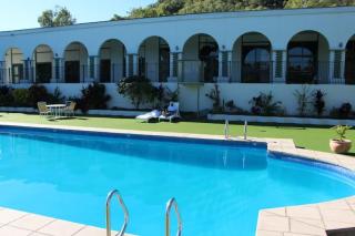 COST EFFECTIVE ISLAND ESCAPE! Studio Unit, Nelly Bay - Nelly Bay - 1