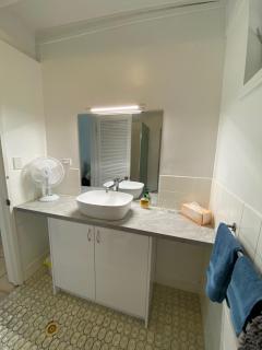 COST EFFECTIVE ISLAND ESCAPE! Studio Unit, Nelly Bay - Nelly Bay - 7