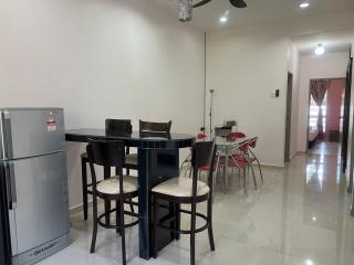 Padang Temu Near TOWN Homestay 9pax @ ExcluSuites Malacca - 1