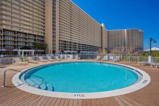 Laketown Wharf #1206 - 2