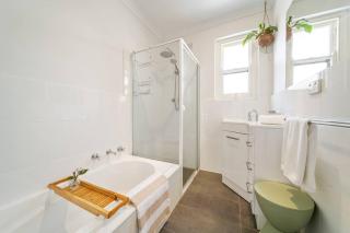 Sage by the Sea - WiFi, BBQ, Beach, Art - 3