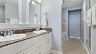 Grand Panama #1-1705 - 3