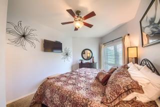 IC 209 Comal Escape - New Braunfels - 6