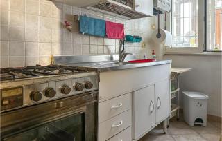 Beautiful Apartment In Roccaspinalveti - Roccaspinalveti - 5