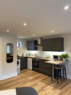 New modern studio apartment near to City Centre - 3