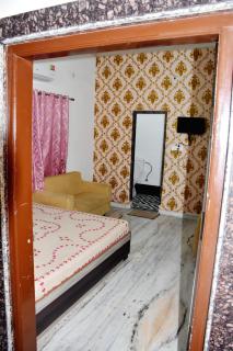 Ramaya Home Stay - Varanasi - 1
