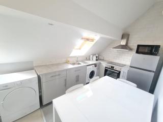 Modern Family House near Astérix Airport Chantilly - 7