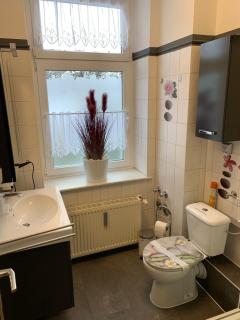 Best-Preis FEWO Rathausblick 2 - Zentrale Lage in Wittenberge - 2 Personen - Einzelzimmer - Vollausstattung - WLAN / Prime & Self-Check-In - Wittenberge - 6