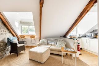 Duke House - Top Floor Apartment - 1 bedroom apartment with Hot Tub - Padstow - 3