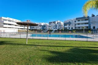 Beautiful Penthouse with Large Terrace - Estepona - 5