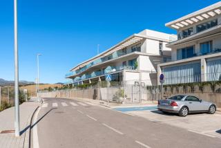Beautiful Penthouse with Large Terrace - Estepona - 4