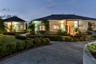 Cayman Villa - Contemporary 3 bedroom Villa with Stunning Ocean Views villa - Cap Estate - 0