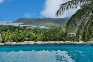 Hilltop Villa with great views out to sea - Villa Cadasse villa - Cap Estate - 6