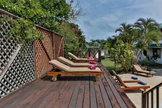 Hilltop Villa with great views out to sea - Villa Cadasse villa - Cap Estate - 7