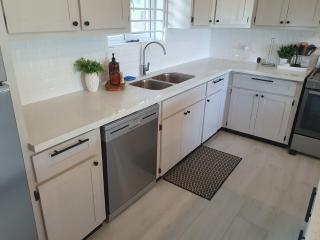 The Lane Rodney Bay is a newly renovated 3 bedroom house in the heart of Rodney Bay, home - Rodney Bay Village - 6
