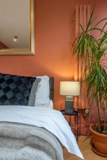Amazing Finsbury Park Studio - 9