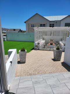 Beach Style Cottage - 3