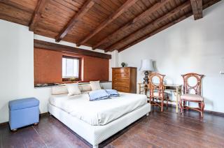 Castello Ursino Apartment - with Balcony - Catania - 9