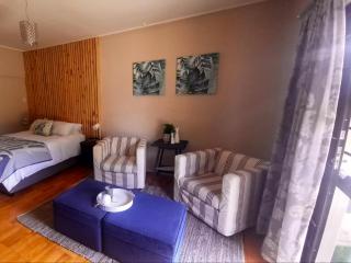 Bellville Self Catering - 9