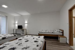 Broadway Hotel Široké - - 6