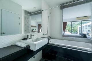 Chic Condominium by Redfox Hospitality - Strand Karon - 5