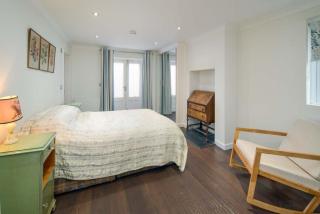 Flat 1, Medeira House - 1