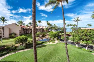 Kamaole Sands 1-403 - Spacious 2/2 with split AC! - Wailea - 4