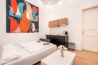 Grand Avenue Apartment - Budapest - 3