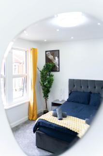 Open Mind Leisure - 6 Luxury Bedrooms with Free Parking - Portsmouth - 6