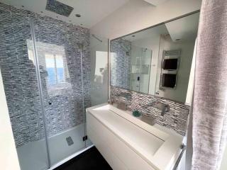Stunning 2 bedroom flat with sea view on Croisette - Cannes - 1