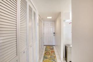 Kings Oasis Oceanview Pool BBQ Grill - Daytona Beach Shores - 7