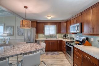 Sunrise Cottage Beachfront Home - Ormond Beach - 2