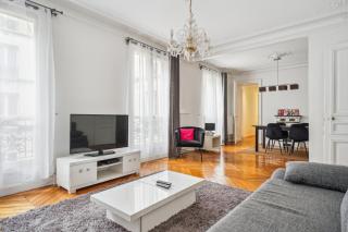 Luxury Apartment La Tour Paris - Paris - 7