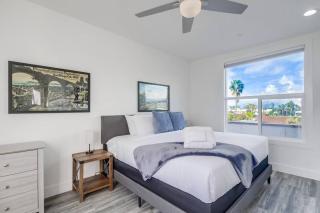Park Blvd Paradise 303 - King Bed with a Private Spa - San Diego - 7
