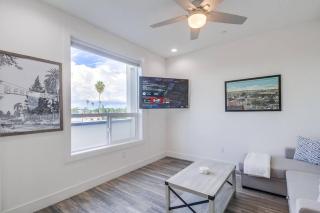Park Blvd Paradise 303 - King Bed with a Private Spa - San Diego - 1