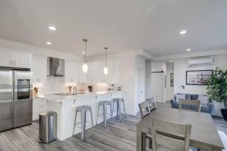 Park Blvd Paradise 304 - New Construction with King Bed - San Diego - 0