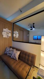 Shore 2 1Br Suite with Balcony within Mall of Asia Complex - Manila - 7