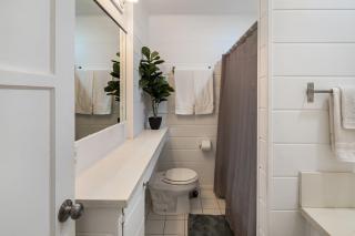 Quaint 1BD 1BA Bungalow - Los Angeles - 3