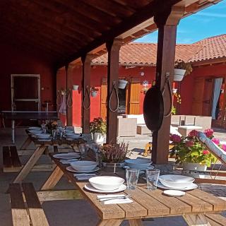 Casa Orgi, amplia casa en planta baja junto al bosque de Orgi - 1