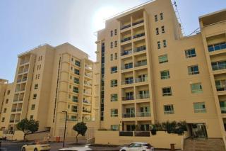 Modern-Chic 1BR in The Greens - Central Dubai - 7