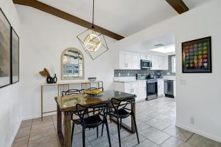 Mesquite Bungalow Bliss - Meredith Lodging - Palm Springs - 8