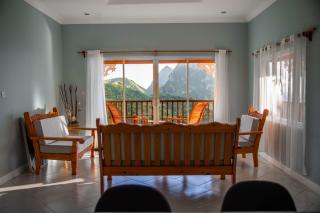 Majestic Ridge Villas - Soufriere - 8